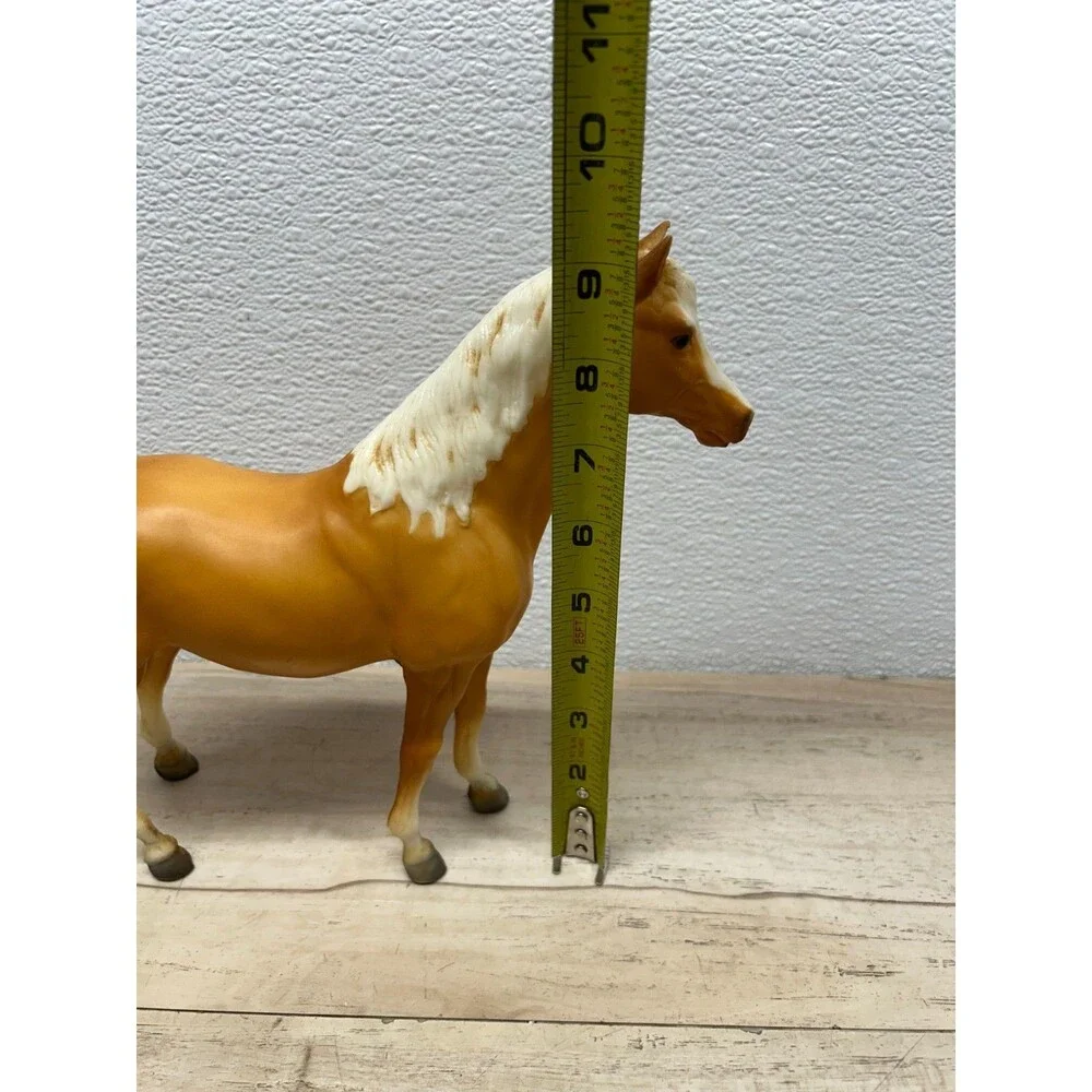 Vintage Breyer 1982 Family Mare Model # 5 Plastic Horse Mold
